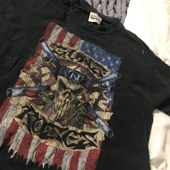 Guns N Roses Crop Top  Shirt woMens Medium Worn Vintage Use Your Illusion  Flag - Picture 7 of 8